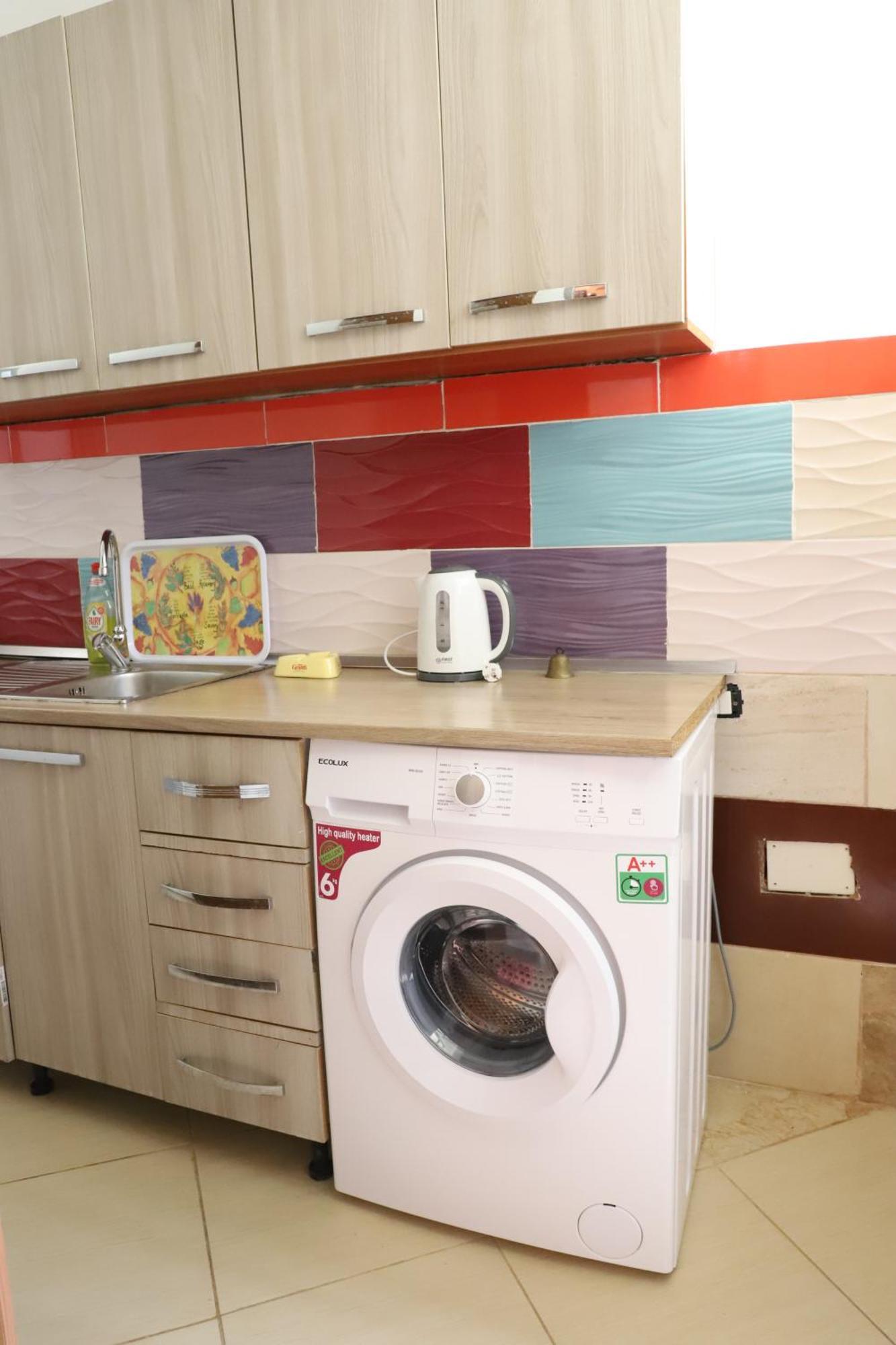 Elvi Aerd Apartment Berat Buitenkant foto