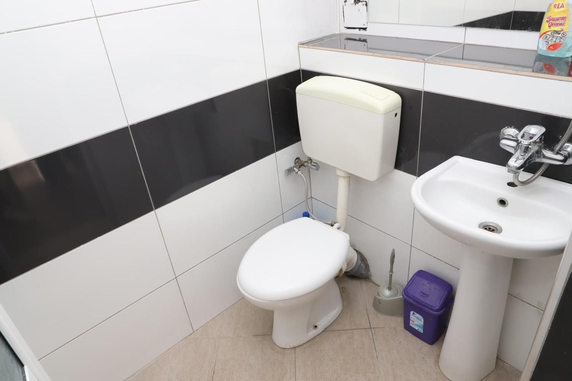 Elvi Aerd Apartment Berat Buitenkant foto